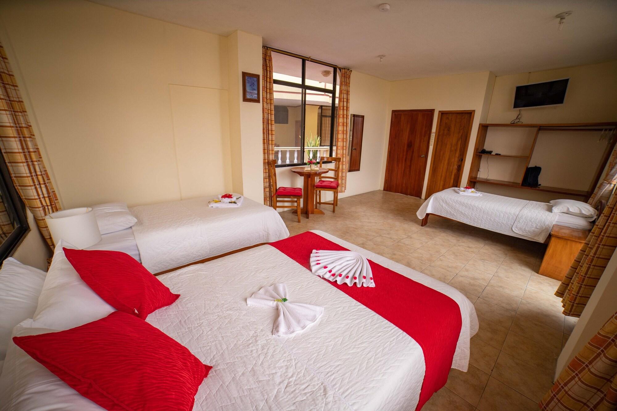 Hotel Red Booby Puerto Ayora  Buitenkant foto
