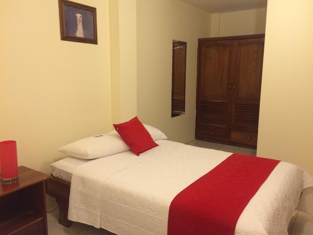 Hotel Red Booby Puerto Ayora  Kamer foto